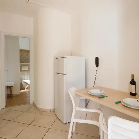 Appartement 1 Bedroom Front In Ricadi