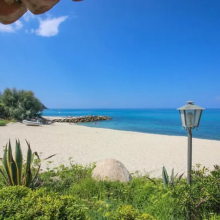 1 Bedroom Front In