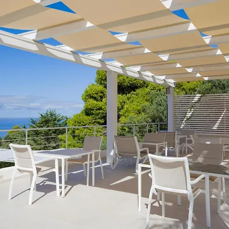 1 Bedroom Front In *